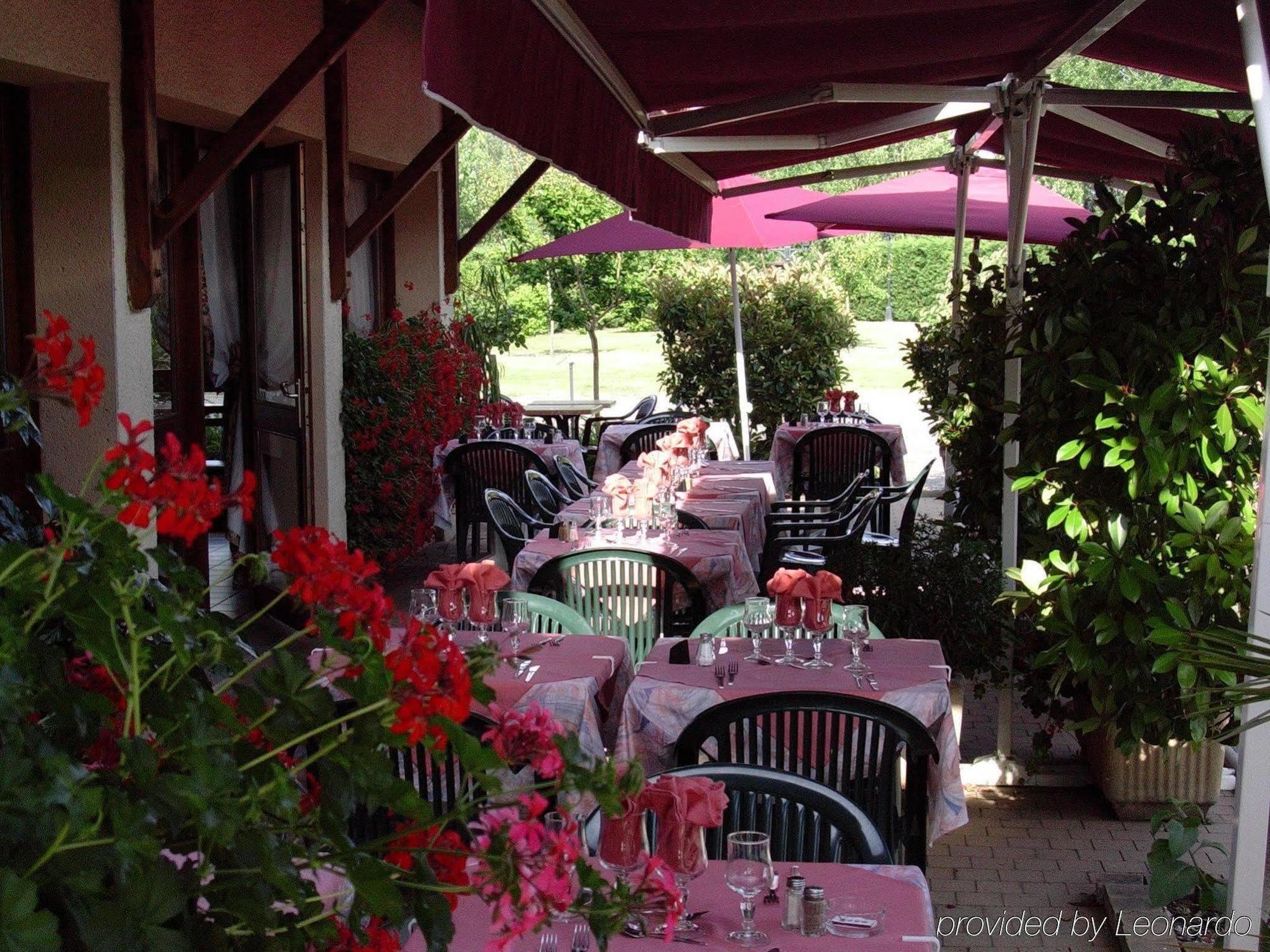 Brit Hotel Agen - L'Aquitaine Le Passage  Buitenkant foto